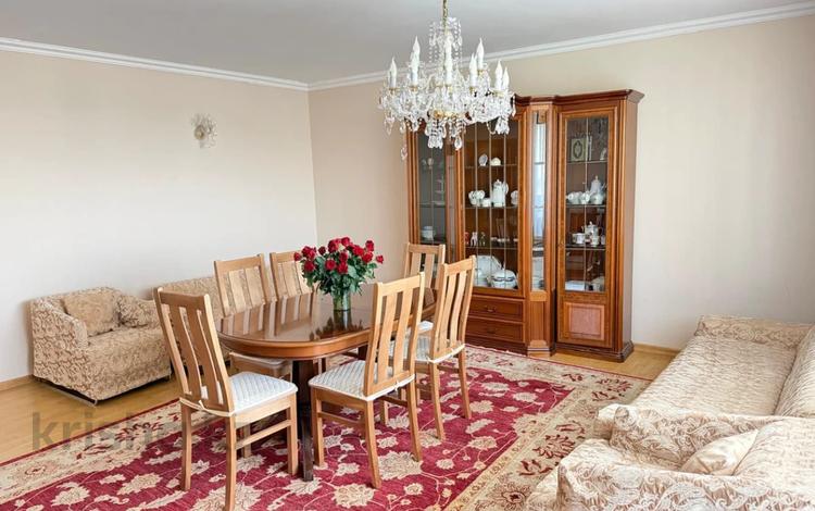 3-бөлмелі пәтер · 142 м² · 6/9 қабат, Самал-3 ш/а., Мендикулова 21 — Аль-Фараби, бағасы: 111 млн ₸ в Алматы, Медеуский р-н — фото 14