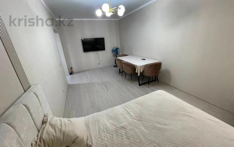2-бөлмелі пәтер · 70 м² · 7/10 қабат, Қайрат ш/а., Кульджинский тракт 1 — Бухтарминская, бағасы: 48 млн ₸ в Алматы, Турксибский р-н — фото 2