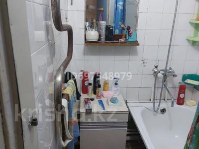 2-комнатная квартира · 44 м² · 4/5 этаж, мкр Юго-Восток, 30й микрорайон 9 за 130 000 ₸ в Караганде, Казыбек би р-н