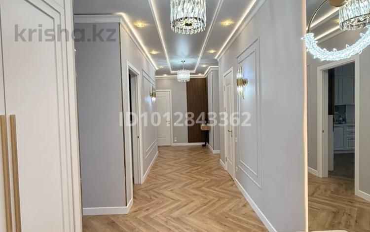 4-бөлмелі пәтер · 130 м² · 13/16 қабат, Тауелсиздик 23 — Шарль де Голль, бағасы: 115 млн ₸ в Астане, Алматы р-н — фото 2