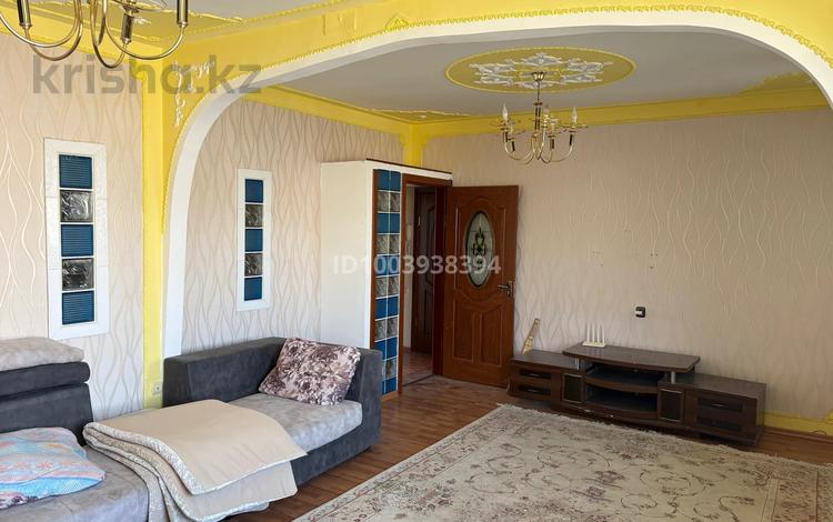 4-комнатная квартира · 90 м² · 4/5 этаж, 13-й мкр 48 за 23 млн 〒 в Актау — фото 2