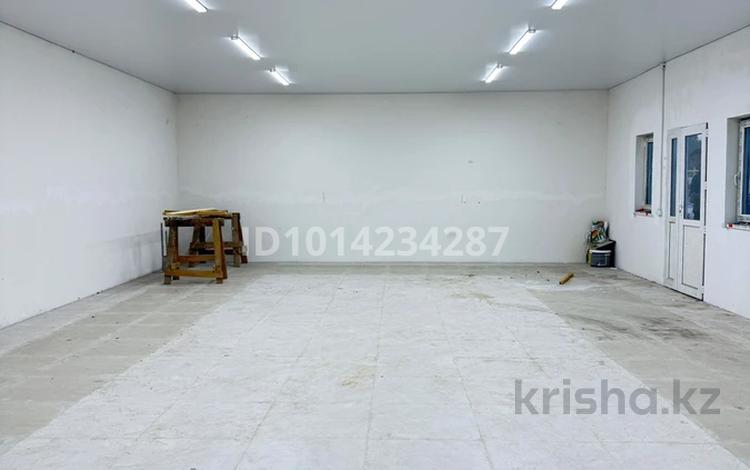 Дүкендер мен бутиктер · 90 м², бағасы: 270 000 ₸ в Аксенгире — фото 2