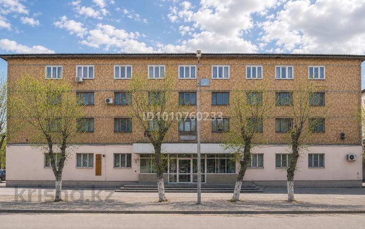 Кеңселер, білім орталықтары · 1848.4 м², бағасы: 600 млн ₸ в Караганде, Казыбек би р-н — фото 26