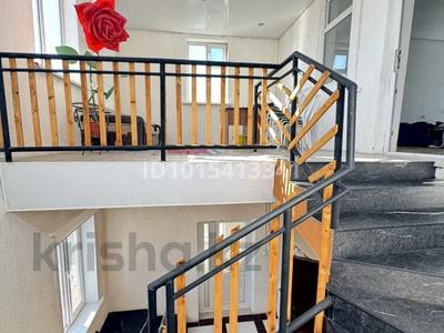 Жеке үй · 7 бөлме · 260 м² · 10.6 жүзд., Үркер, бағасы: 39.5 млн ₸ в Астане, Нура р-н