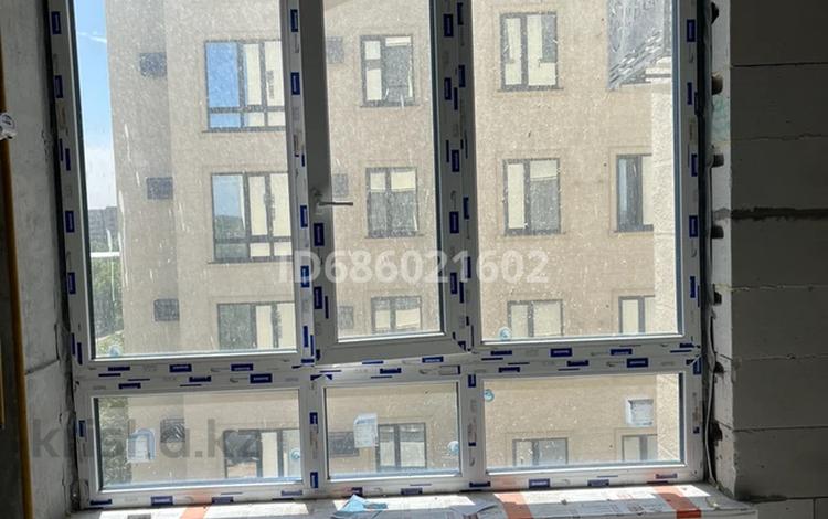 2-комнатная квартира, 60 м², 7/9 этаж, Есенжанова 3/2 за 18 млн 〒 в Уральске — фото 4