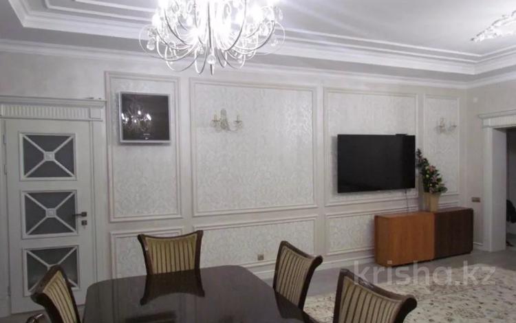 2-комнатная квартира, 124 м², 13/21 этаж, Аль-Фараби 21 за 90 млн 〒 в Алматы, Бостандыкский р-н — фото 2