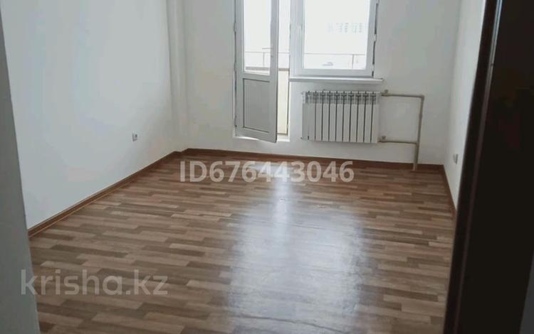 3-комнатная квартира, 75 м², 4/5 этаж, 15 мкр 22 дом за 22 млн 〒 в Таразе — фото 2