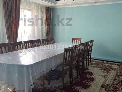 Үйдің бір бөлігі · 4 бөлме · 105 м² · 16 жүзд., 2-й Кустанайский пер. 12, бағасы: 27 млн ₸ в Таразе
