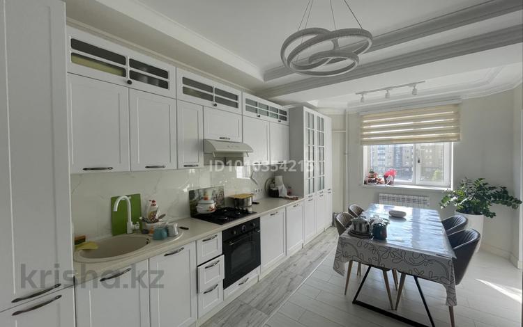 3-комнатная квартира · 104 м² · 3/5 этаж, мкр. Алтын орда — Тауелсиздик 14 за 50 млн ₸ в Актобе — фото 2