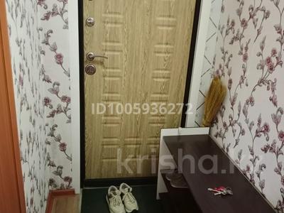 1-комнатная квартира · 40 м² · 1/5 этаж, Майкудук, 12й микрорайон 12 за 90 000 〒 в Караганде, Алихана Бокейханова р-н