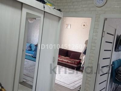 2-бөлмелі пәтер · 54 м² · 3/5 қабат, Заводская 63, бағасы: 30 млн ₸ в Боралдае (Бурундай), мкр Водник-2