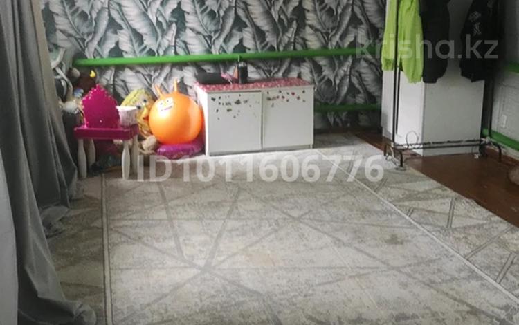 Отдельный дом · 2 комнаты · 60 м² · 1 сот., Хамида чурина 114 — Зиг-заг, каспи банк за ~ 7 млн ₸ в Уральске, мкр Школьник — фото 2