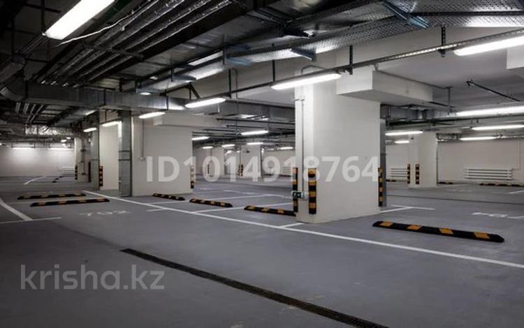 Паркинг · 15 м² · Туран 57/1, бағасы: 50 000 ₸ в Астане, Нура р-н — фото 3