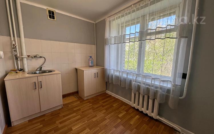 1-комнатная квартира · 33 м² · 4/5 этаж, Мкр. Самал за 12.7 млн ₸ в Талдыкоргане, военный городок Улан — фото 2