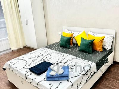 1-комнатная квартира, 20 м², 2/6 этаж посуточно, Торетай 94а — Сейфуллина за 13 000 〒 в Алматы, Жетысуский р-н