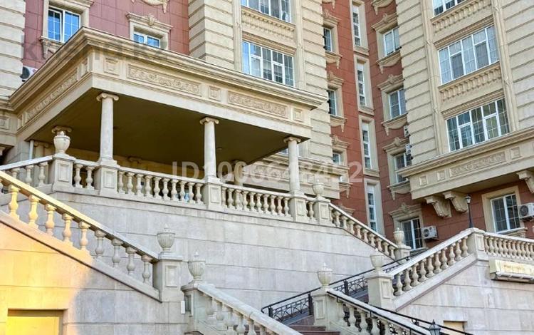 3-комнатная квартира · 150 м² · 3/11 этаж, Алии Молдагуловой 44 за 700 000 ₸ в Актобе — фото 2