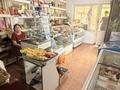 Дүкендер мен бутиктер, сұлулық салондары · 90 м², бағасы: 15 млн ₸ в Таразе,  мкр Мынбулак — фото 3