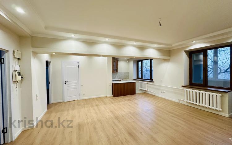 3-бөлмелі пәтер · 86 м² · 5/5 қабат, Толе би 157/12 — Байзакова, бағасы: 65 млн ₸ в Алматы, Алмалинский р-н — фото 2