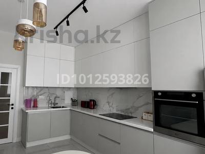 4-бөлмелі пәтер · 132 м² · 7/15 қабат, 14-й мкр №84, бағасы: 73 млн ₸ в Актау
