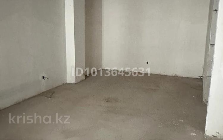 1-комнатная квартира · 52 м² · 7/13 этаж, Мукан Тулебаев 5 за 20 млн ₸ в Астане, Алматы р-н — фото 2