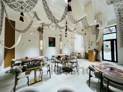 Свободное назначение, офисы, магазины и бутики, общепит, салоны красоты, образование, развлечения · 95 м² за 130 млн 〒 в Астане, Есильский р-н