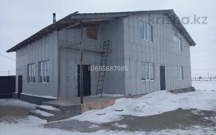 Жеке үй · 6 бөлме · 240 м² · 15 сот., Береке 3, бағасы: 25 млн 〒 в  — фото 2