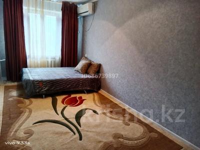 2-комнатная квартира, 50 м², 5/5 этаж помесячно, Макатаев 130 за 280 000 〒 в Алматы, Алмалинский р-н