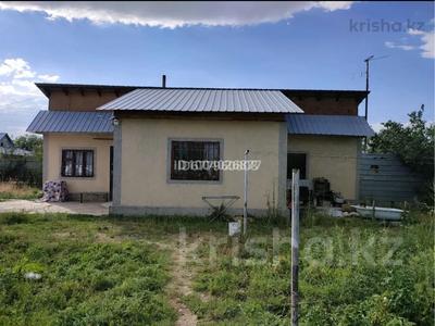 Аренда домов или дач в Алматинской обл.: Дача · 3 комнаты · 78 м², ПКСТ Надежда (вторые дачи в сторону Шиликемера) 216 — 7 линия за 120 000 〒 Дача · 3 комнаты · 78 м², ПКСТ Надежда (вторые дачи в сторону Шиликемера) 216 — 7 линия за 120 000 〒 в Байсерке