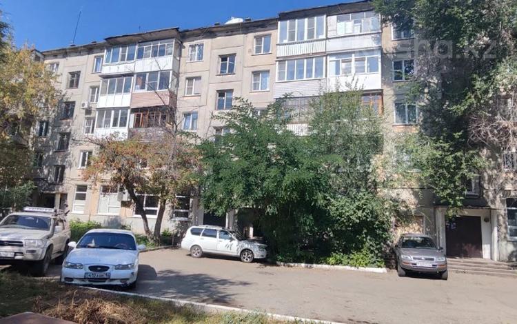 2-комнатная квартира, 42.5 м², 2/5 этаж, Потанина 27 за 15.5 млн 〒 в Усть-Каменогорске — фото 2