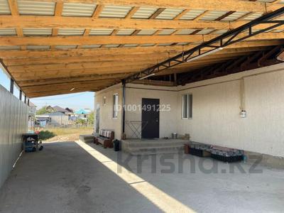 Отдельный дом · 5 комнат · 140 м² · 10 сот., Абылайхан 282 за ~ 28 млн ₸ в Исаеве
