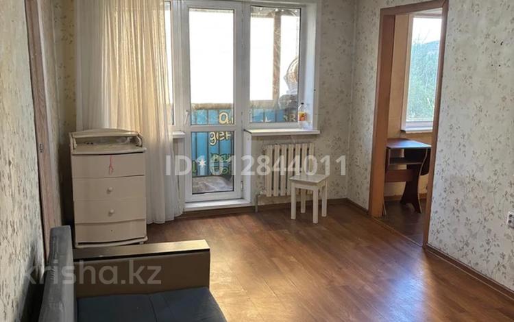 3-комнатная квартира · 48 м² · 5/5 этаж, мкр Новый Город, Алиханова 36 36 — Медициналық академия за 13.2 млн ₸ в Караганде, Казыбек би р-н — фото 2