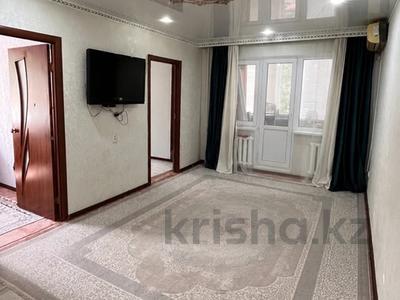 4-бөлмелі пәтер · 61.9 м² · 3/5 қабат, мкр Строитель, бағасы: 17.5 млн ₸ в Уральске