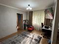 2-комнатная квартира · 46 м² · 1/5 этаж, Майкудук, 12й микрорайон 36 за 9.5 млн ₸ в Караганде, Алихана Бокейханова р-н — фото 2