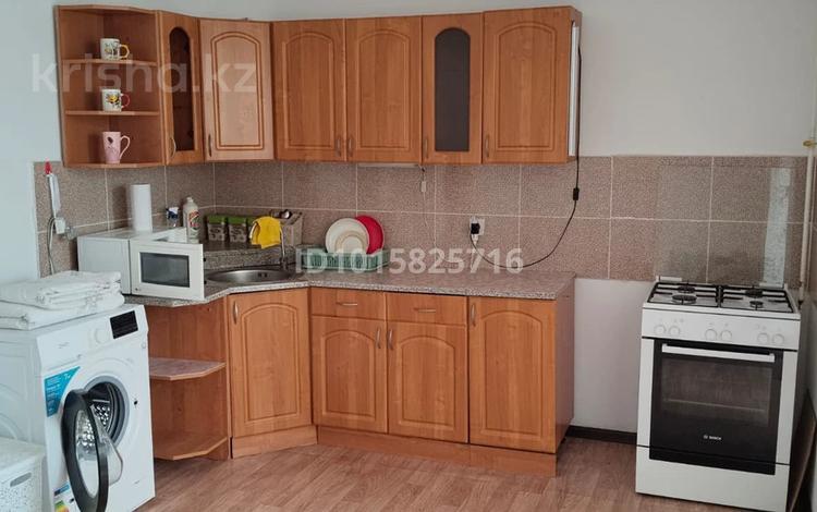 1-комнатная квартира · 50 м² · 1/5 этаж, мкр. Алтын орда 4 за 120 000 ₸ в Актобе — фото 2