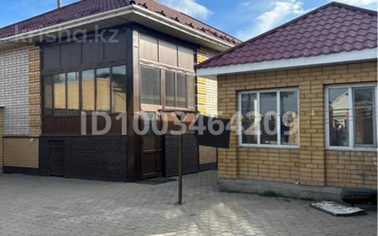 Отдельный дом · 6 комнат · 230 м² · 12 сот., Чкалова — Мичурина за 85 млн ₸ в Семее — фото 2