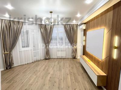 2-комнатная квартира · 70 м² · 7/9 этаж, мкр Нурсая, Султан Бейбарыс 437 за 36.5 млн 〒 в Атырау