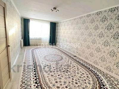2-бөлмелі пәтер · 68 м² · 4/10 қабат, Алтын орда ш/а. 30В, бағасы: 100 000 ₸ в Актобе, мкр. Алтын орда