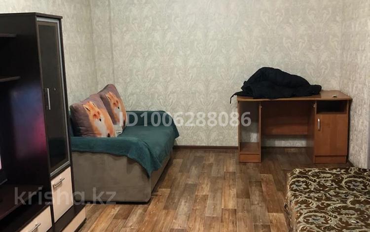 2-комнатная квартира · 45 м² · 3/5 этаж, Бурова 9 — Кабанбай батыра за 15 000 ₸ в Усть-Каменогорске, Ульбинский — фото 2