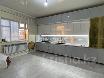 Дача · 5 комнат · 220 м² · 320 сот., Исантубек 62 — Рахат3 26 62 за 35 млн 〒 в Жанаозен