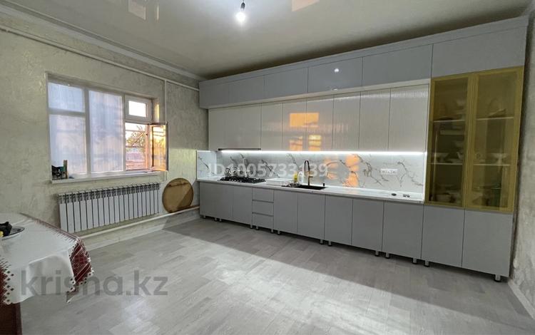 Дача · 5 комнат · 220 м² · 320 сот., Исантубек 62 — Рахат3 26 62 за 35 млн 〒 в Жанаозен — фото 2