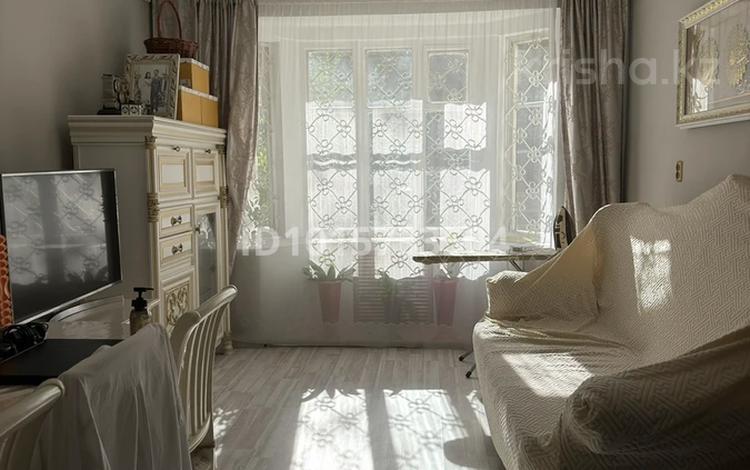 2-бөлмелі пәтер · 48.5 м² · 1/2 қабат, 16-әскери қалашық ш/а., суюнбая 174 — суюнбая бекмаханова, бағасы: 30.5 млн ₸ в Алматы, Турксибский р-н — фото 2