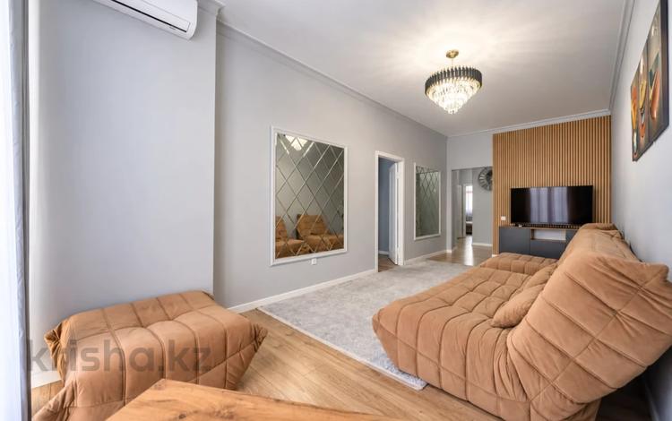3-комнатная квартира · 80 м² · 13/17 этаж, Утепова 20 за 600 000 ₸ в Алматы, Бостандыкский р-н — фото 15
