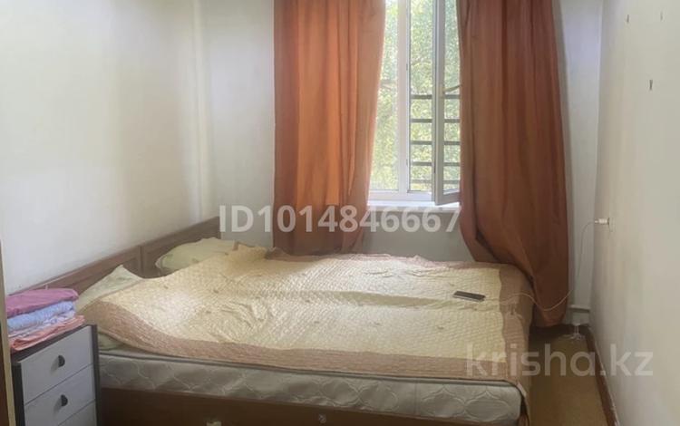 3-комнатная квартира · 60 м² · 5/5 этаж, мкр Тастак-1 3 за 20 000 ₸ в Алматы, Ауэзовский р-н — фото 2