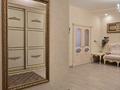 4-комнатная квартира · 155.9 м² · 4/8 этаж, Пр. Санкибай Батыра за 80 млн ₸ в Актобе — фото 17