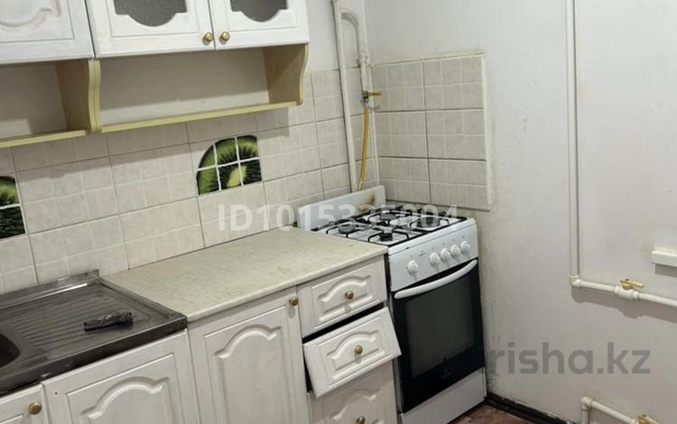 1-комнатная квартира · 35 м² · 3/6 этаж, Старый город, Алтынсарина 37 за 100 000 ₸ в Актобе — фото 2