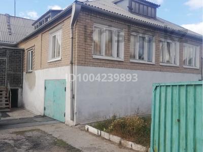 Отдельный дом · 4 комнаты · 193 м² · 10 сот., Майкудук, Мкр Шахтёрский за 40 млн 〒 в Караганде, Алихана Бокейханова р-н