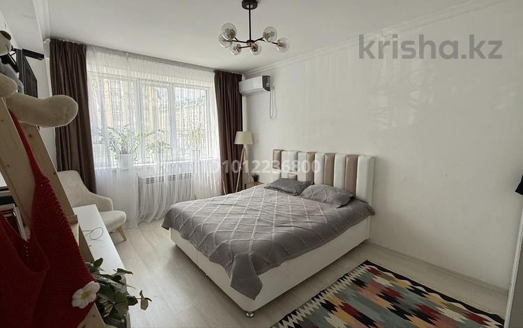 3-бөлмелі пәтер · 76 м² · 1/9 қабат, мкр Нурсая 121, бағасы: 33 млн ₸ в Атырау — фото 2