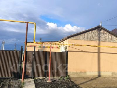Отдельный дом · 3 комнаты · 110 м² · 6 сот., Көкшетау 32 — Школы 7 и остановка Еламан за 16.5 млн ₸ в Атырау, мкр Химпоселок