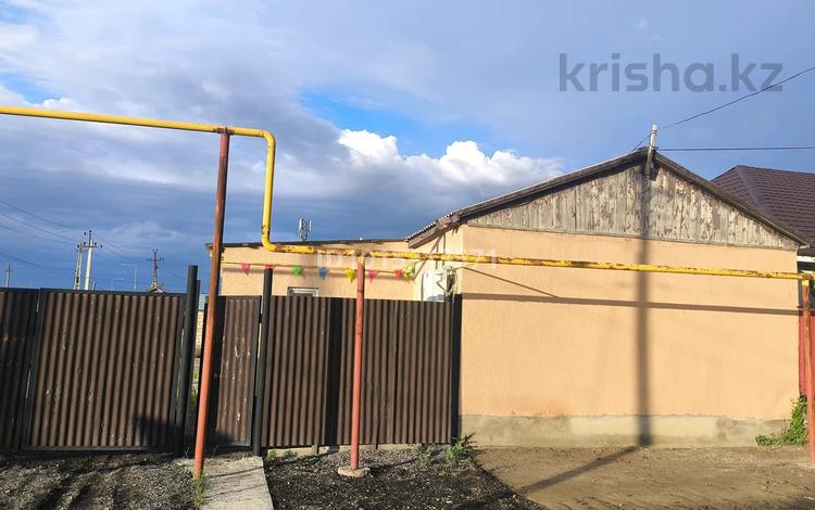 Отдельный дом · 3 комнаты · 110 м² · 6 сот., Көкшетау 32 — Школы 7 и остановка Еламан за 16.5 млн ₸ в Атырау, мкр Химпоселок — фото 2