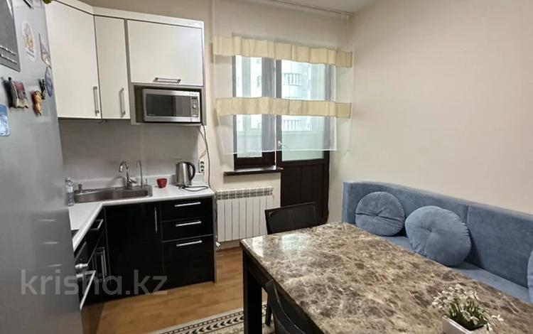1-комнатная квартира · 42.4 м² · 13/23 этаж, Валиханова 5 — Иианова за 200 000 ₸ в Астане, р-н Байконур — фото 2